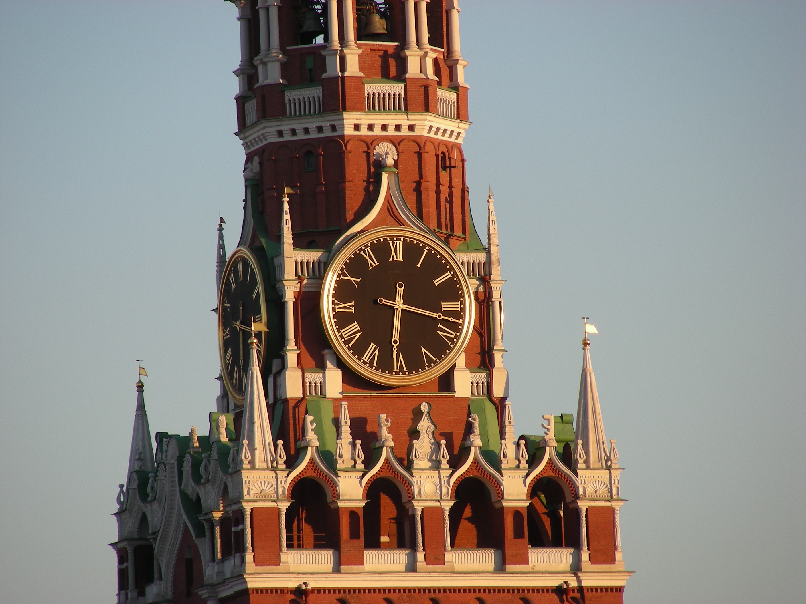часы в кремлевской башне